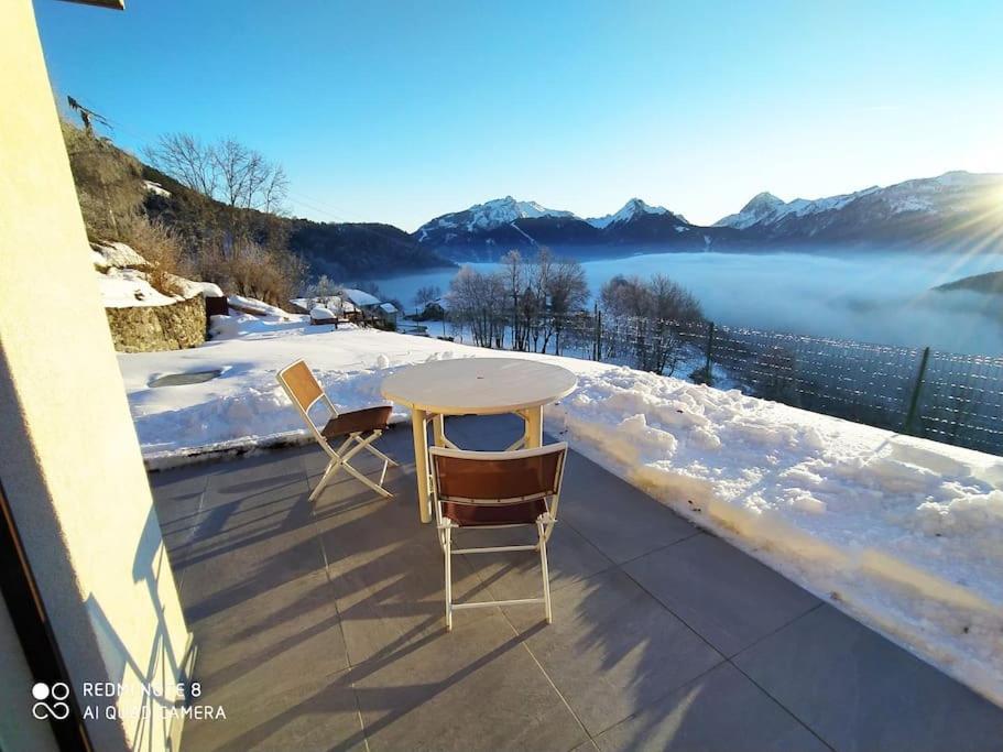 In The Heart Of Nature With An Unique View Plan Montmin Exterior photo